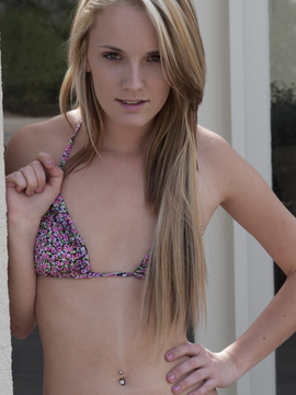 Shy teen Sara for - Cali Teens